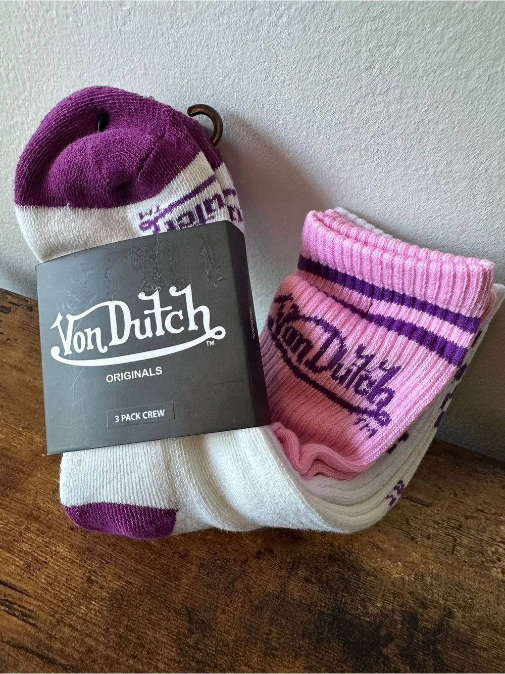 Von Dutch 3-Pack Women’s Crew Athletic Socks in Pink & Purple With Logo NWT